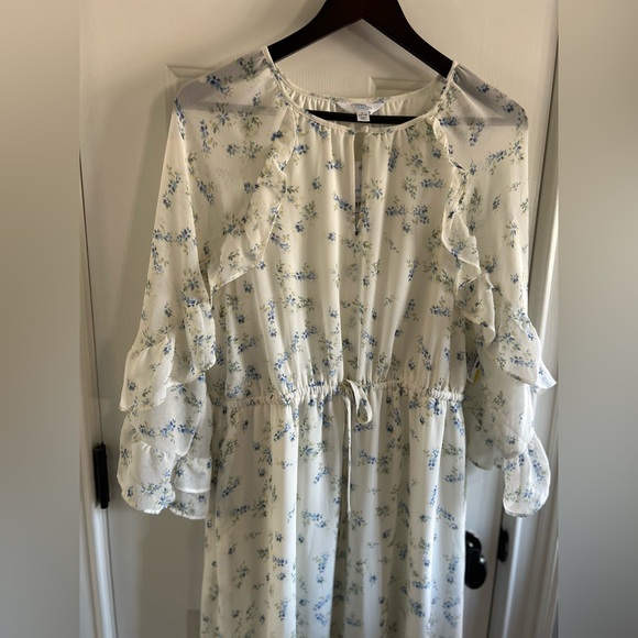 Time and Tru White Floral Dress - Picture 3 of 6